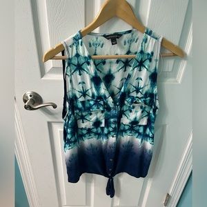 beach like blue tank top never worn